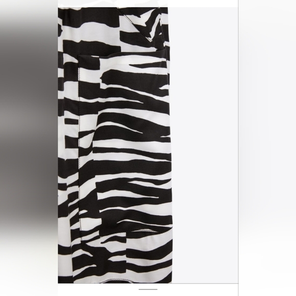 ZARA Limited Edition Animal print Flowy High Waist  pants - Picture 6 of 11